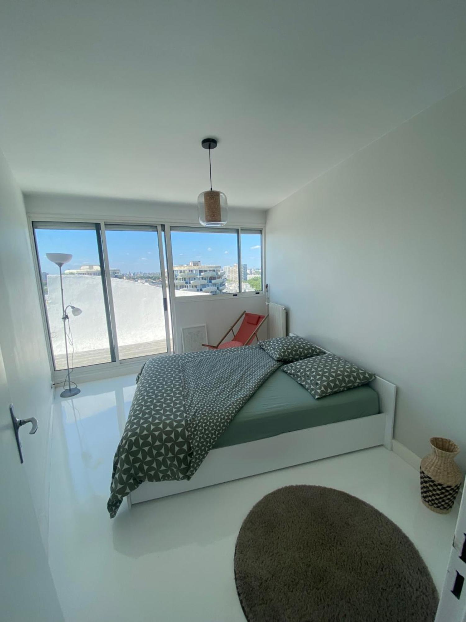 14Eme Et Der Etage "Arty" Avec 2 Chambres Et Vue Panoramique ! Créteil Exterior foto
